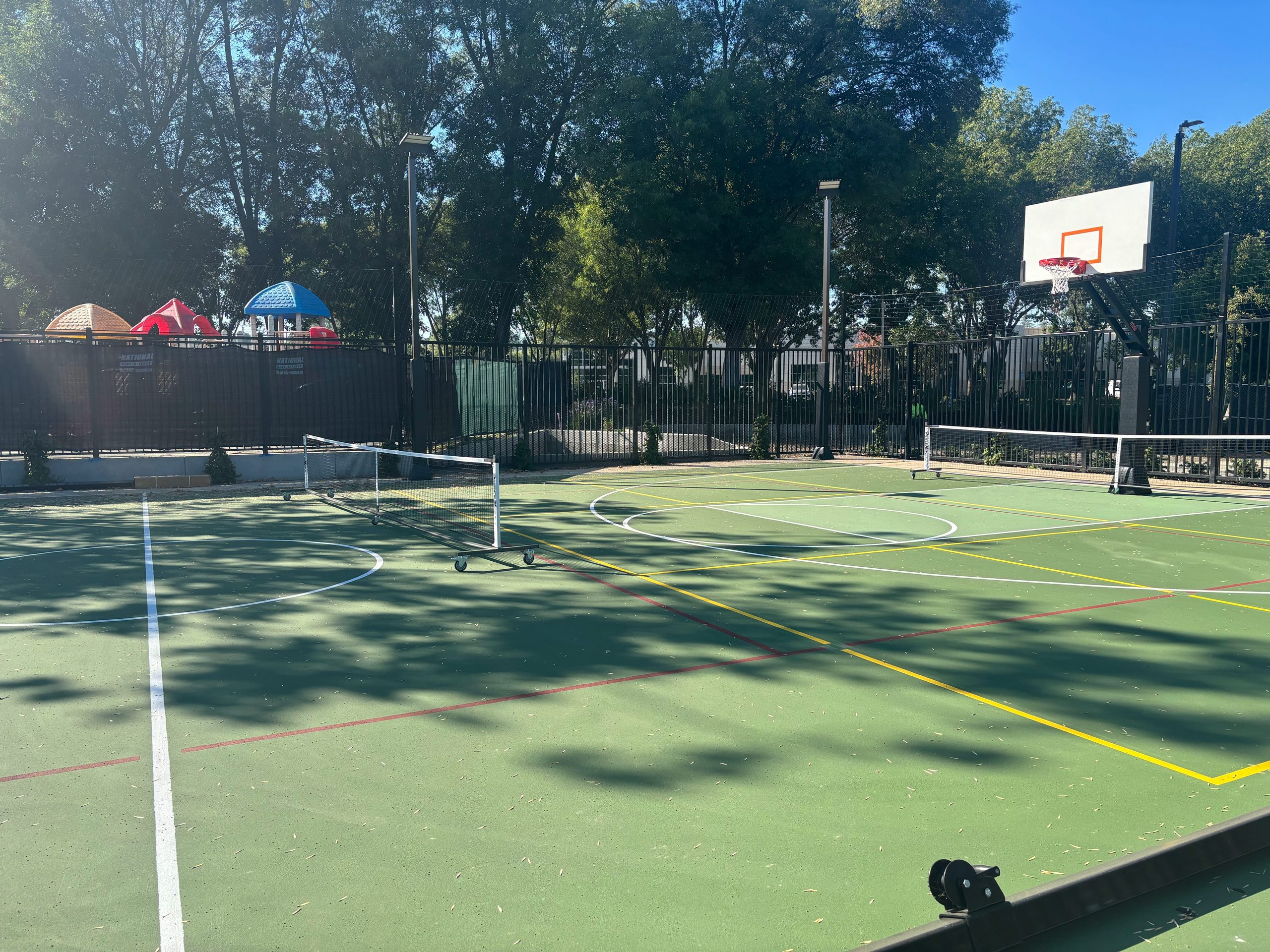 masjid basketball court
