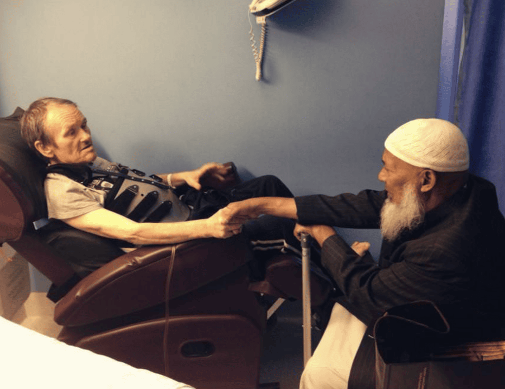 e3ad71ce640a4206aa5327f8edab5232-84e56c6c171c41548df426c500f4c6be-patient-visit-spiritual-support-islam-muslims-1024x789-1
